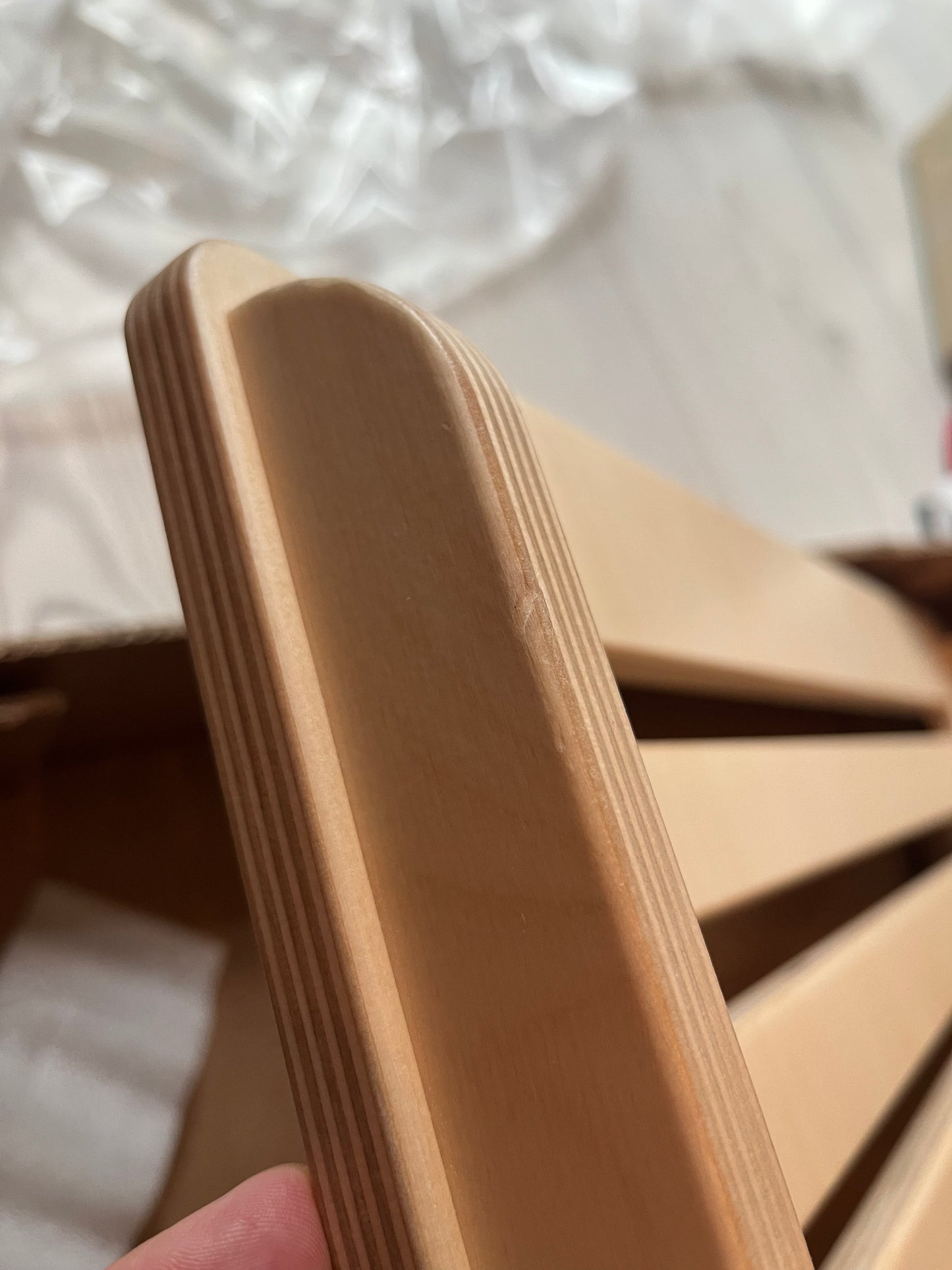 Focusdesk — Clear Lacquer (Defect Class A)